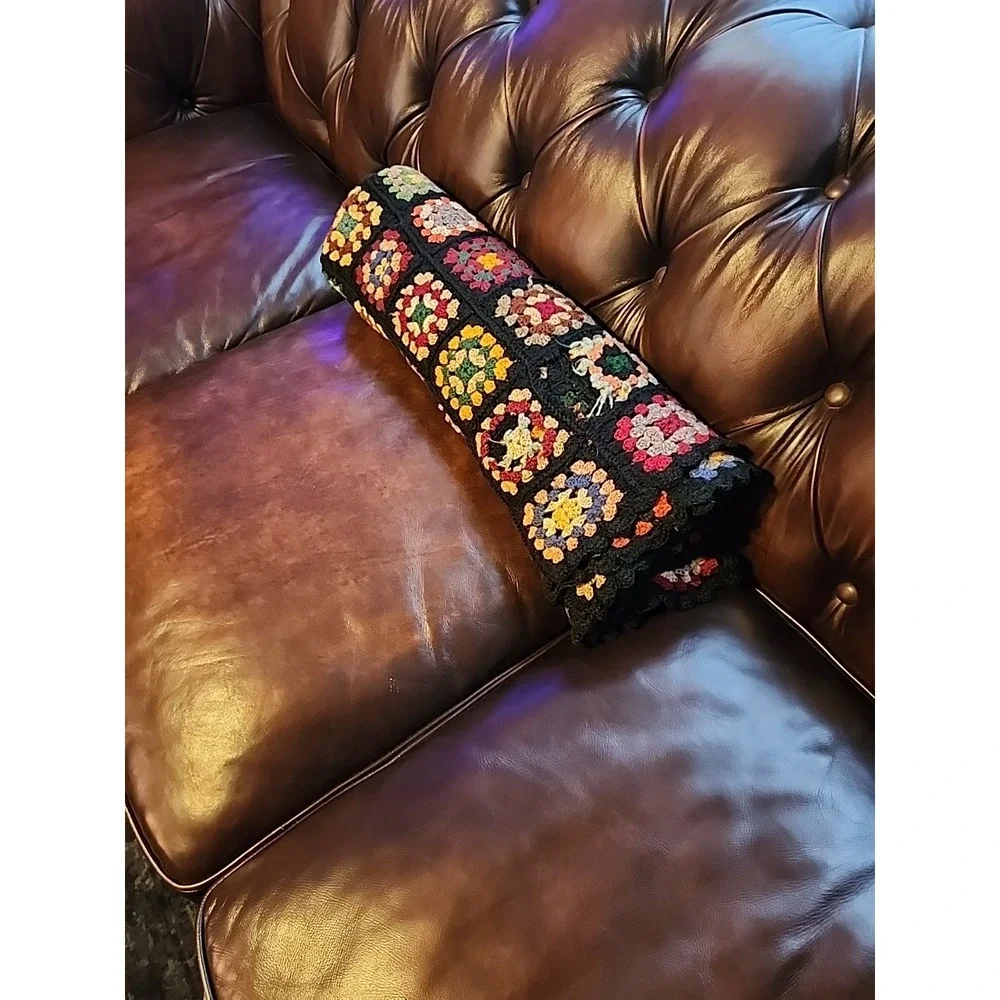 Very Old VTG Handmade Crochet Granny Square Roseanne Afghan, READ